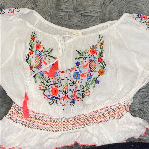 White Embroidered Cinched Waist Shirt - Picture 1 of 4